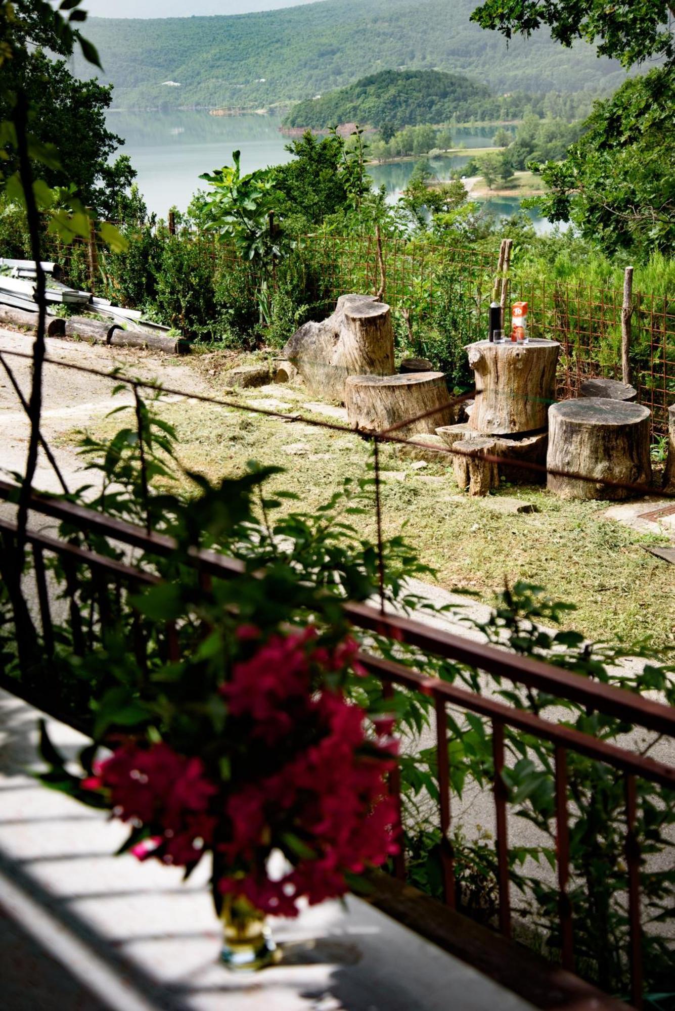 Apartments Cvitini Dvori Garjak Vrlika Экстерьер фото